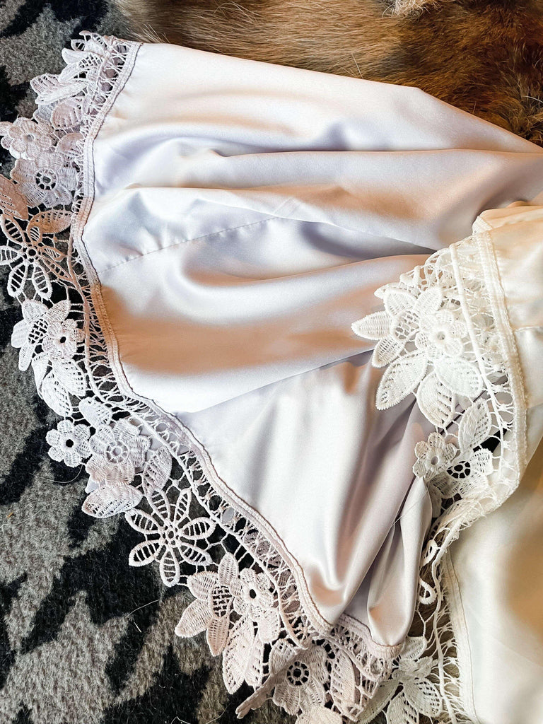 Personalised Bridesmaid Robes / Bridesmaid Gowns - Thea Elizabeth Studio Ltd