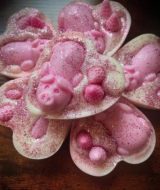 Strawberries & Cream Pig Slab Wax Melt - Thea Elizabeth Studio Ltd